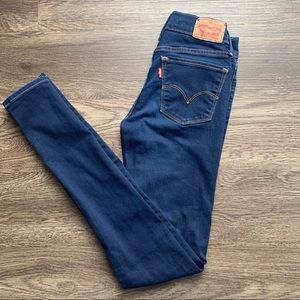 Levi’s 710 super skinny jeans